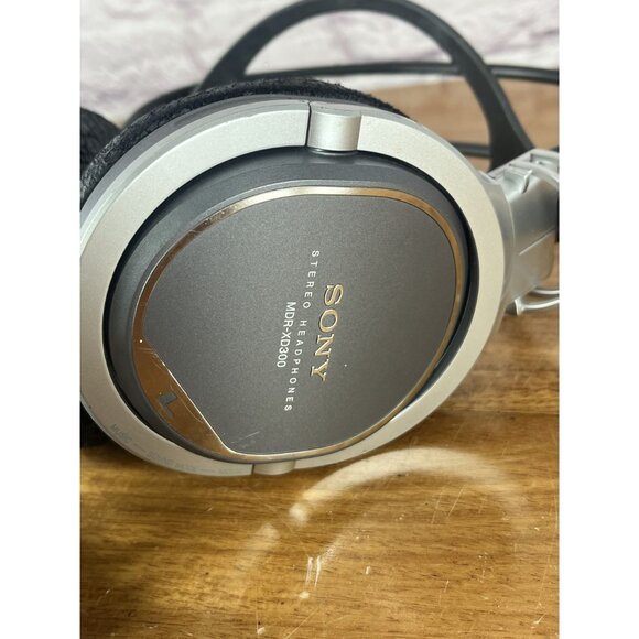 Sony MDR-XD300 Wired Over The Ear Stereo Headphones RARE! Working READ - Picture 8 of 11